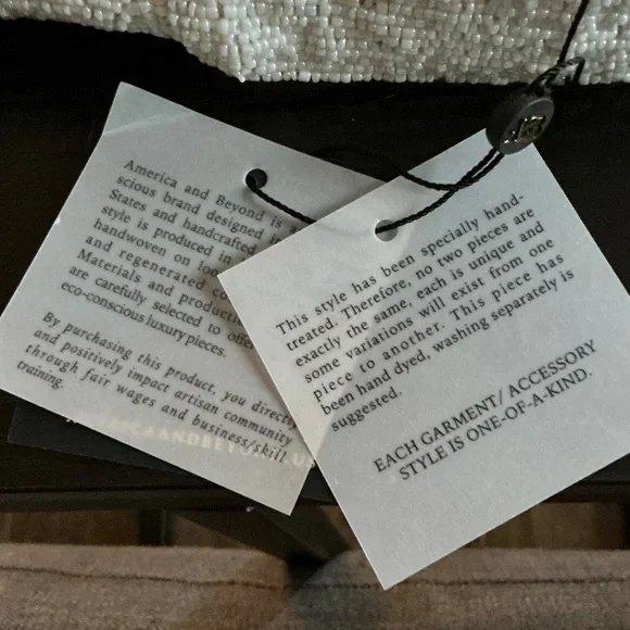 Viral Beaded Bag with Lemons - Picture 9 of 9